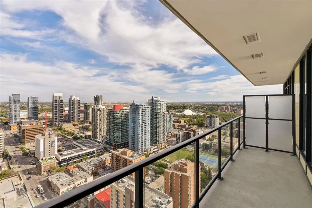 310 12 Avenue SW #3005