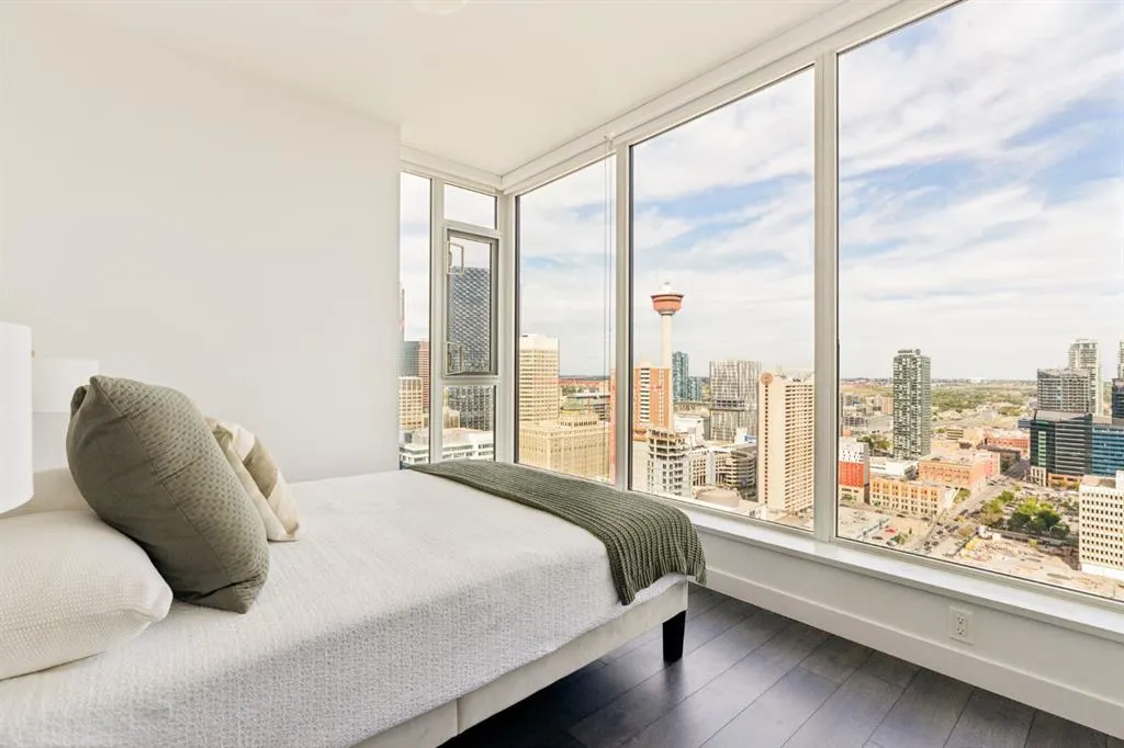 310 12 Avenue SW #3005