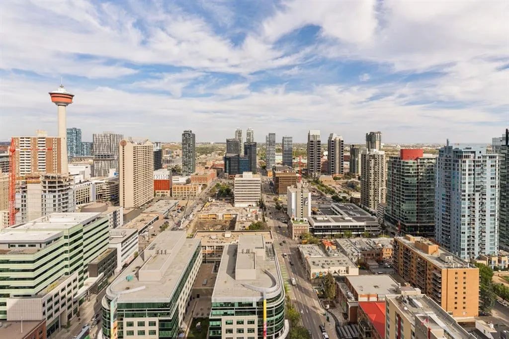 310 12 Avenue SW #3005