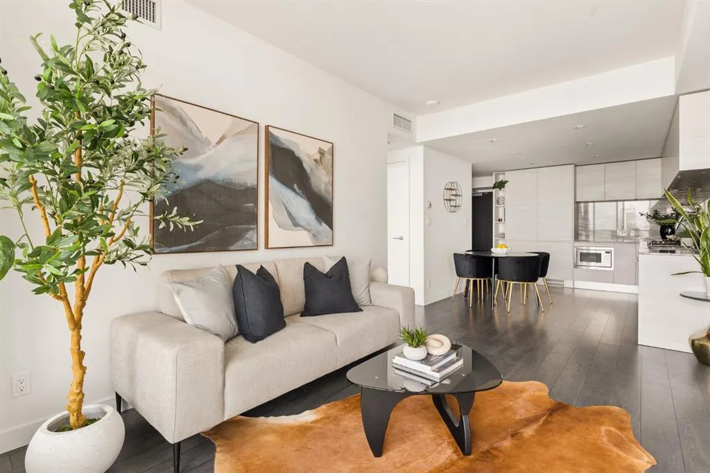 310 12 Avenue SW #3005