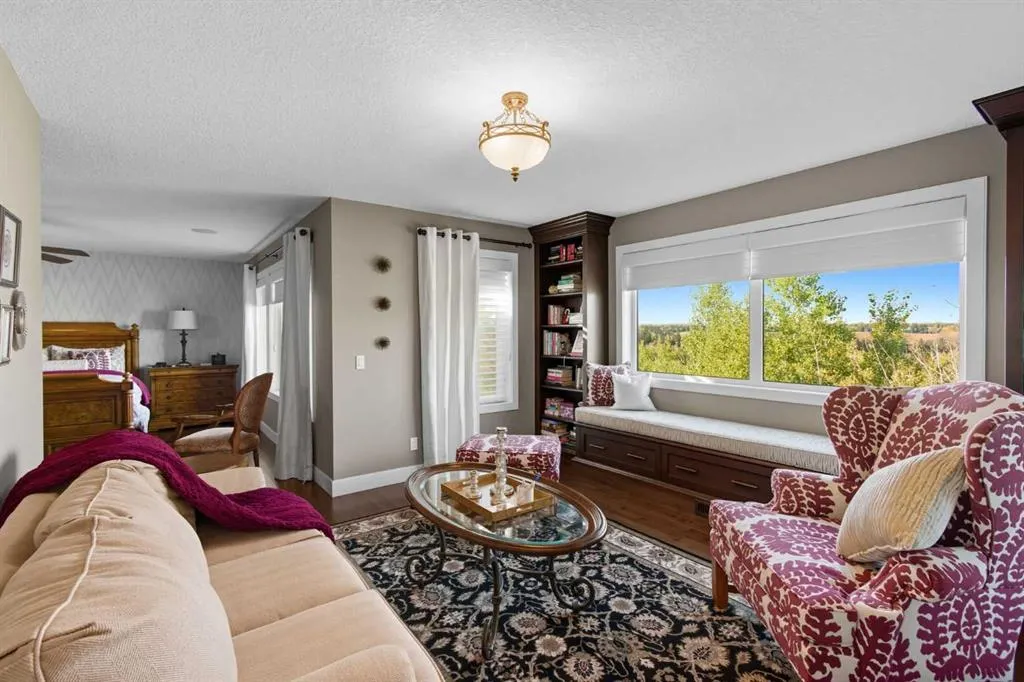 41 Evergreen Mount SW