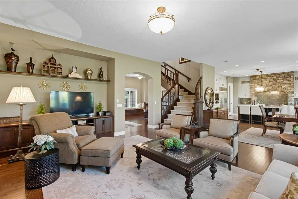 41 Evergreen Mount SW