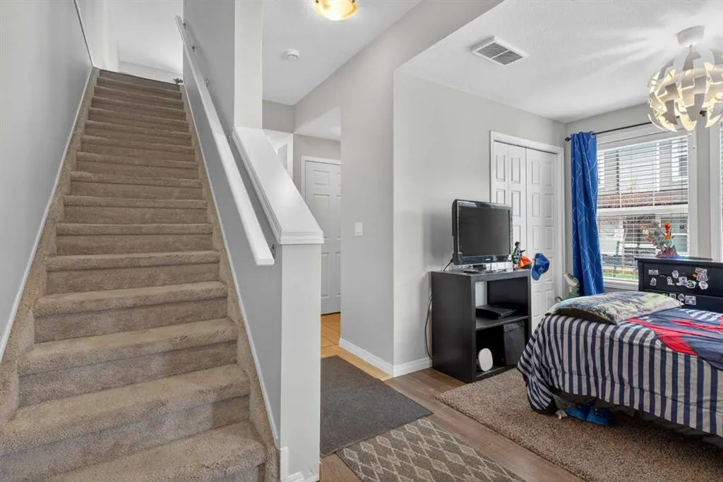 280 Williamstown Close NW #1601