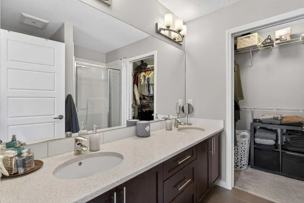 280 Williamstown Close NW #1601