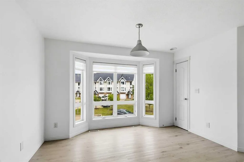 98 Wilson Drive #4