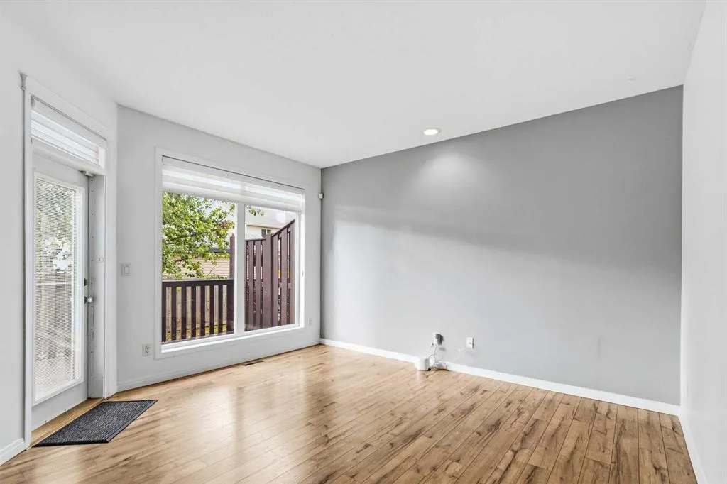 98 Wilson Drive #4