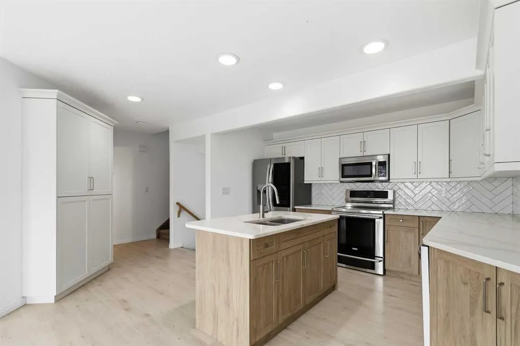 98 Wilson Drive #4
