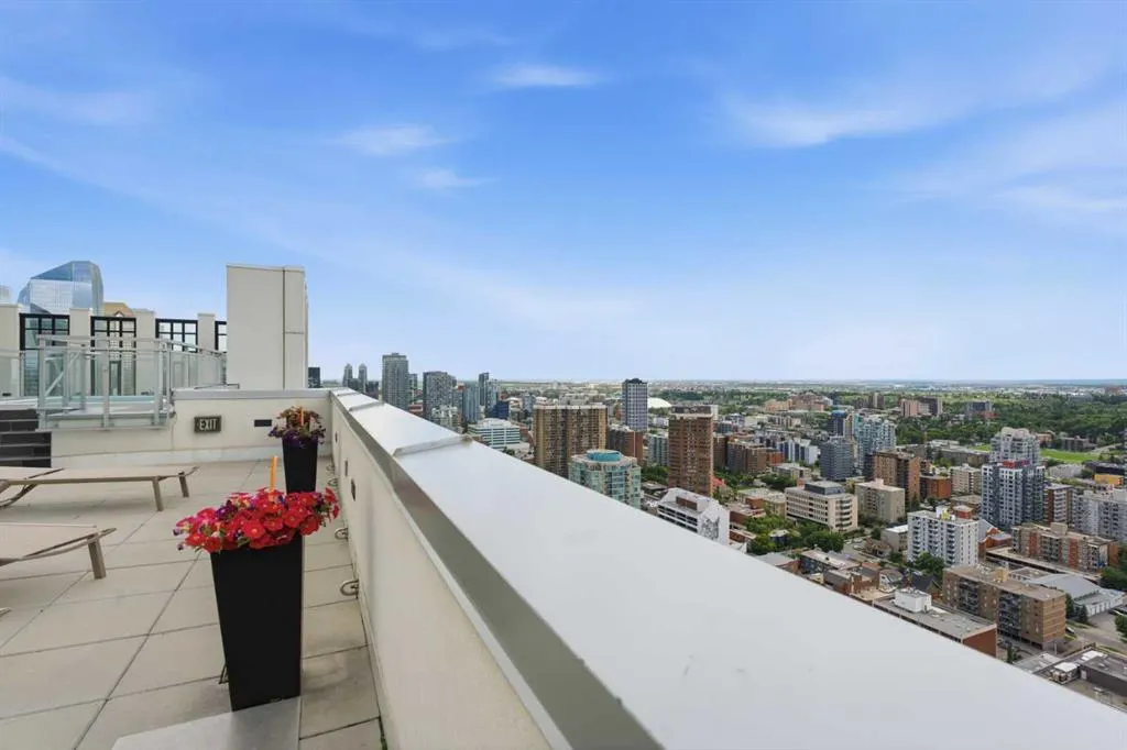 901 10 Avenue SW #908