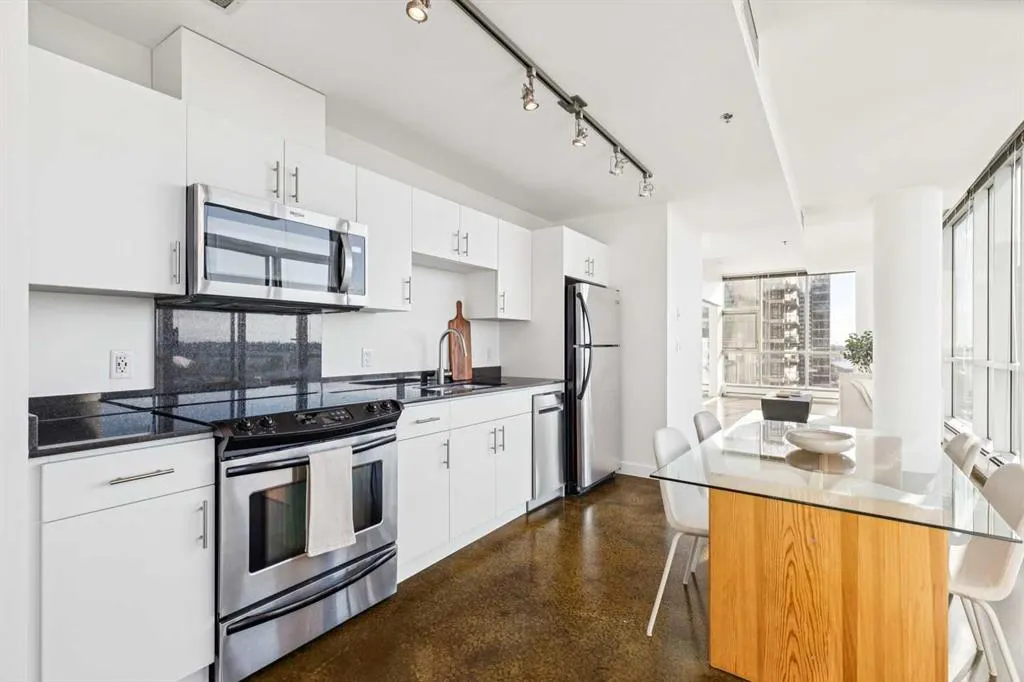 135 13 Avenue SW #1209
