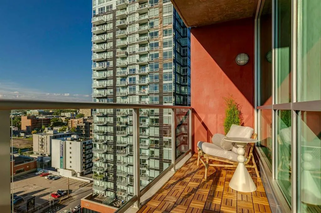 135 13 Avenue SW #1209