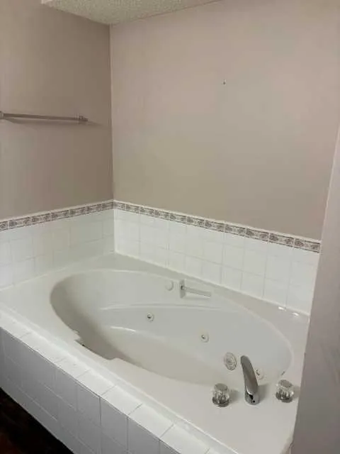 140 Tuscany Ridge View NW
