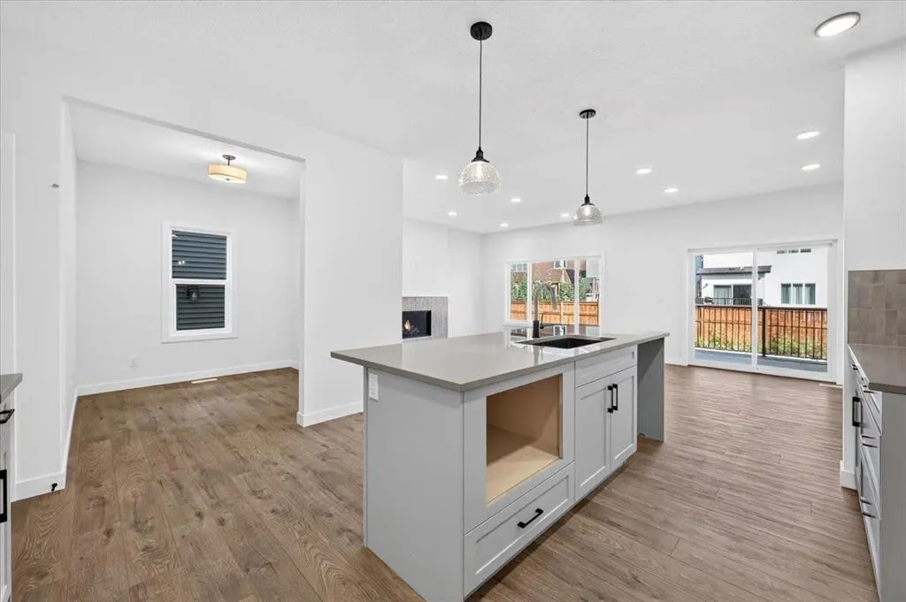 156 Emberside Hollow