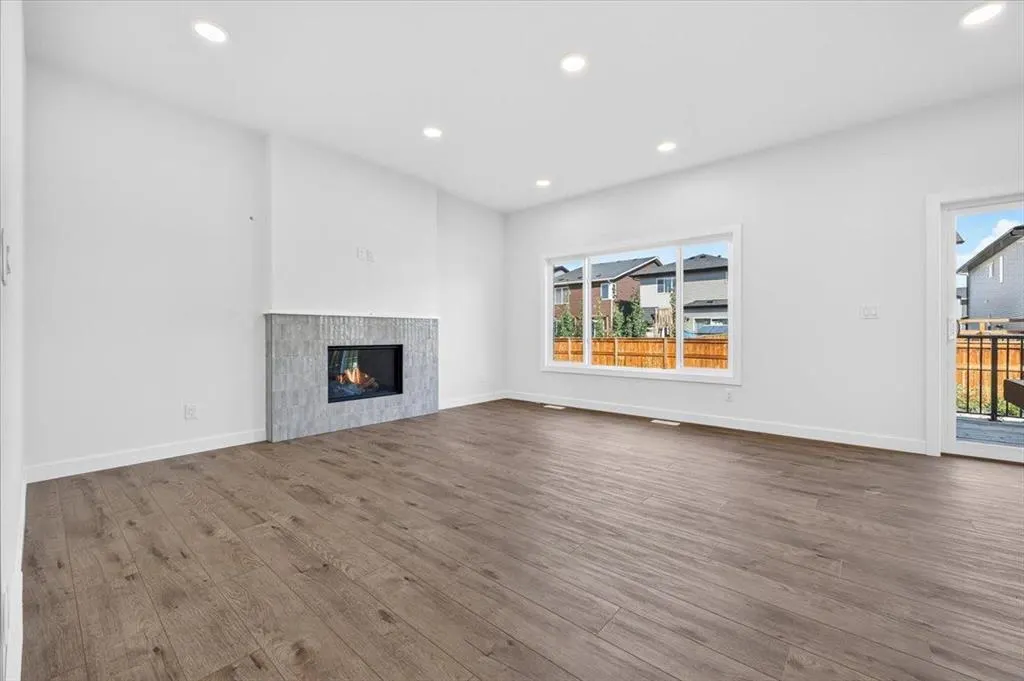 156 Emberside Hollow