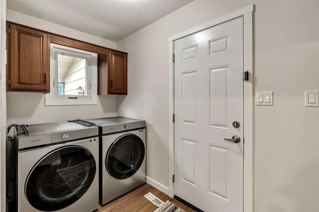 310 Kings Bay S
