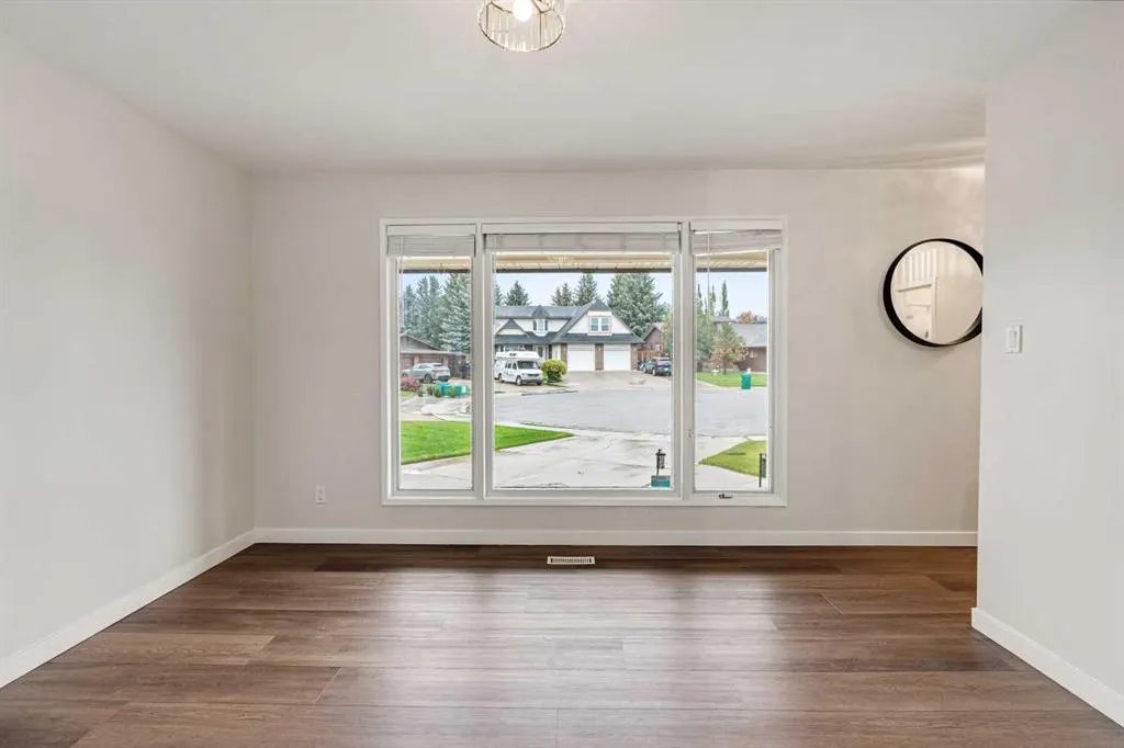 310 Kings Bay S