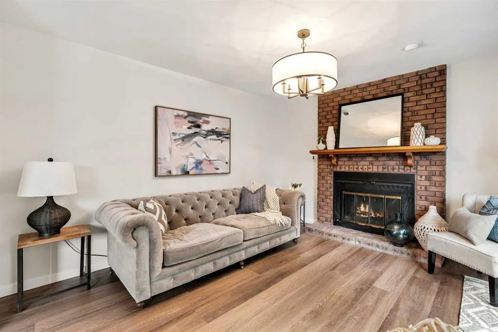 310 Kings Bay S