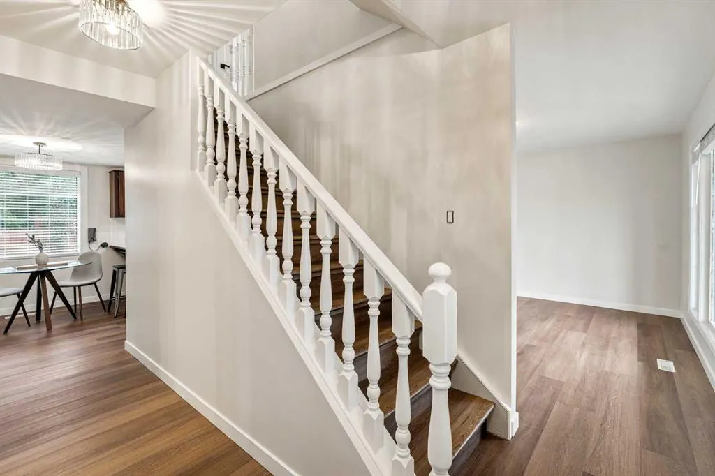 310 Kings Bay S