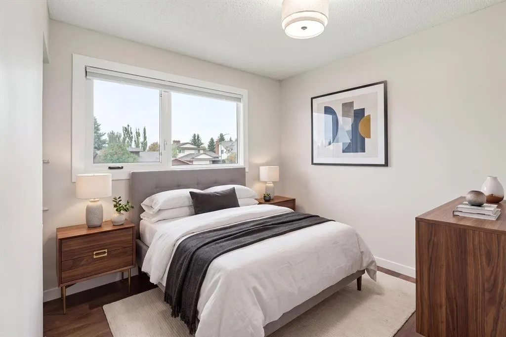 310 Kings Bay S