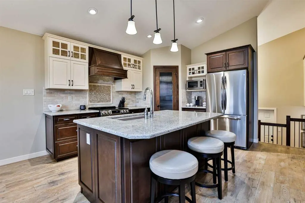 630 Canyonview Landing W