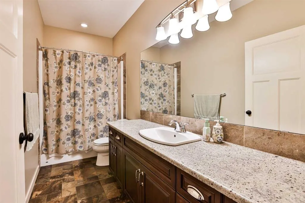 630 Canyonview Landing W