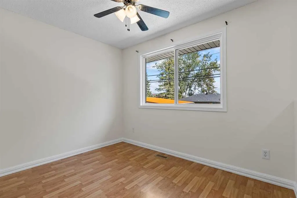 4547 7 Avenue SE #4