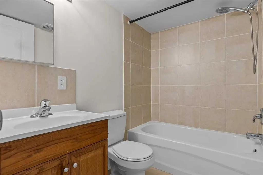 4547 7 Avenue SE #4