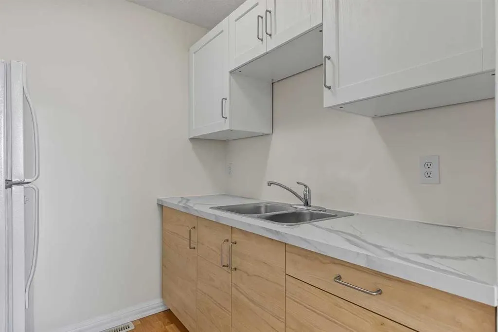 4547 7 Avenue SE #4
