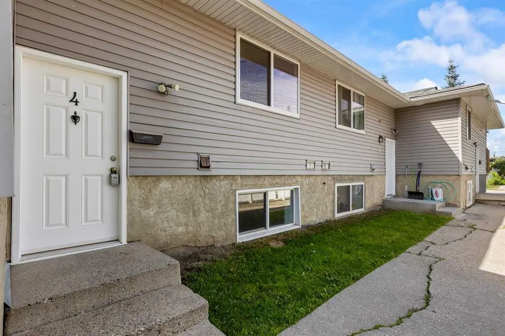 4547 7 Avenue SE #4