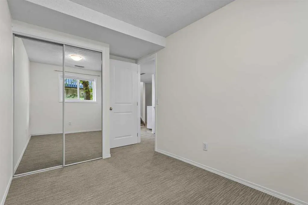 4547 7 Avenue SE #4