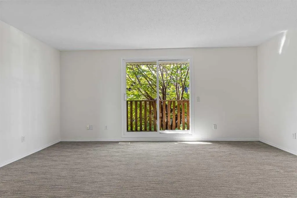 4547 7 Avenue SE #4