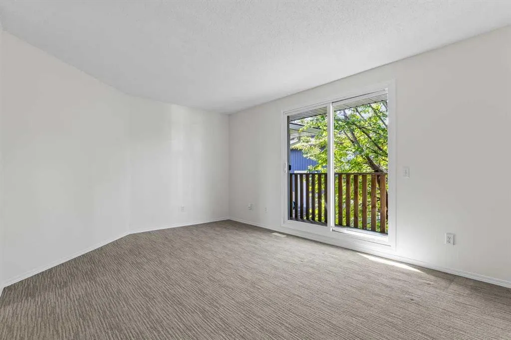 4547 7 Avenue SE #4