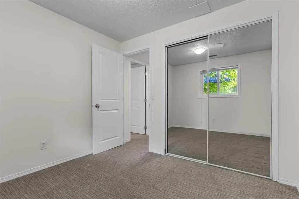 4547 7 Avenue SE #4