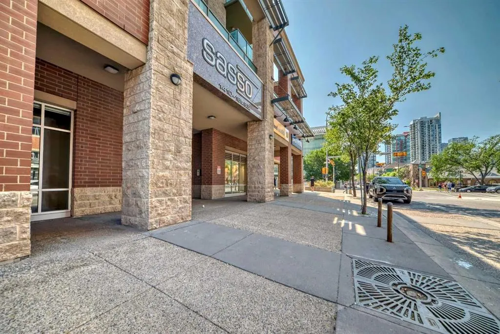 1410 1 Street SE #1702