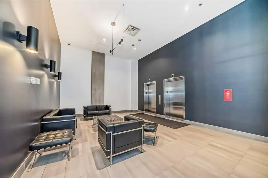1410 1 Street SE #1702