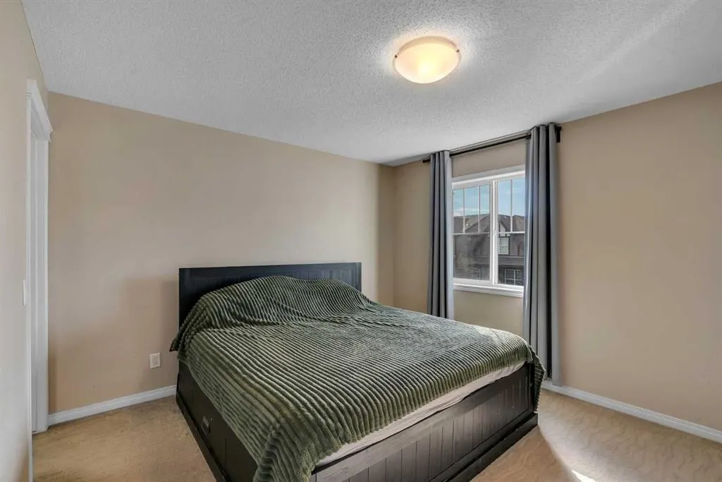 230 Cranford Park SE