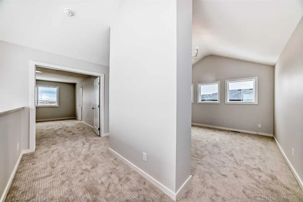 203 Langwell Common SE