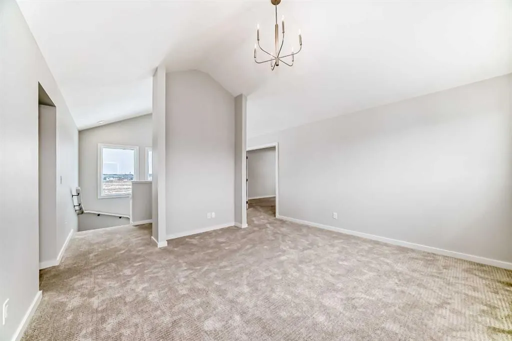 203 Langwell Common SE