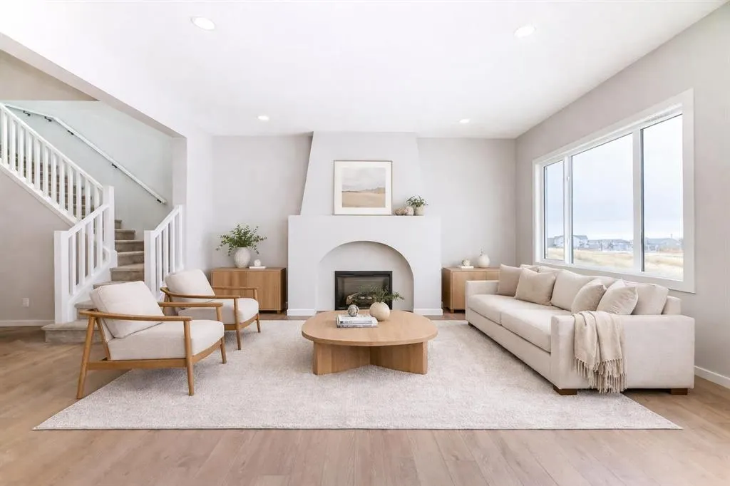 203 Langwell Common SE