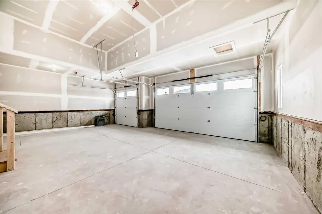 203 Langwell Common SE