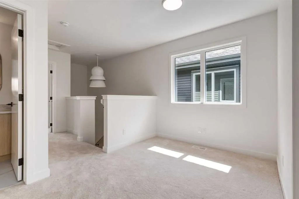 2401 Creeker Lane