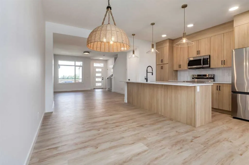 2401 Creeker Lane