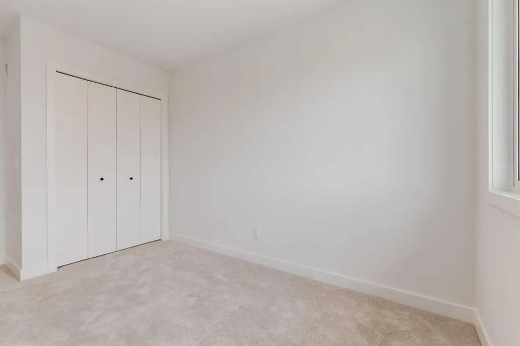 2401 Creeker Lane