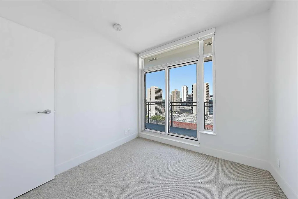 901 10 Avenue SW #1305
