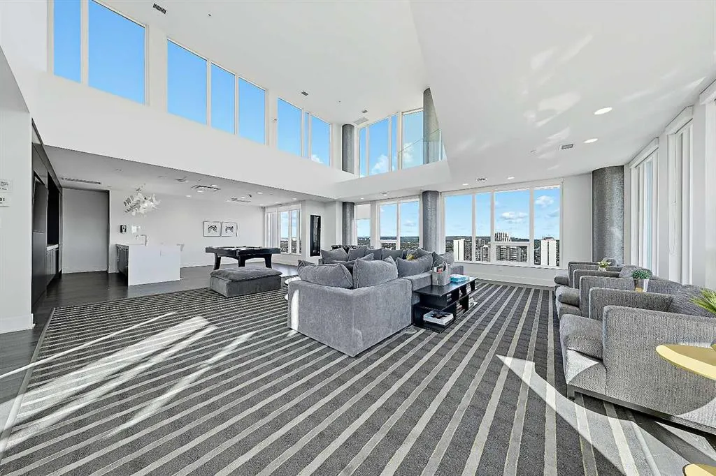 901 10 Avenue SW #1305