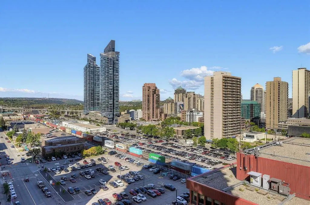 901 10 Avenue SW #1305