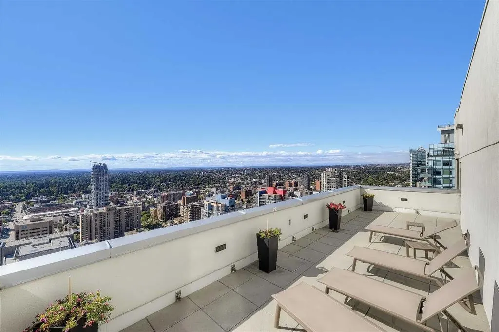 901 10 Avenue SW #1305