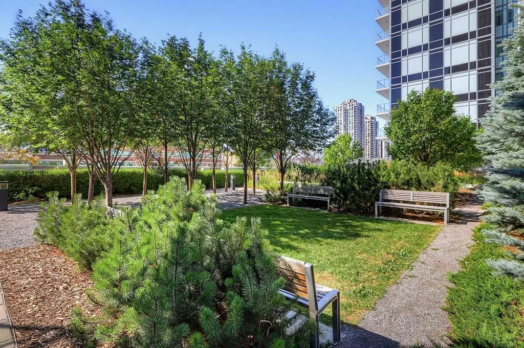 901 10 Avenue SW #1305