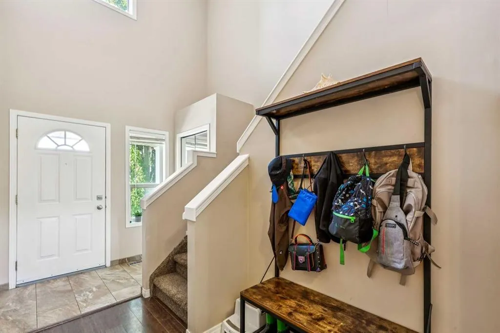 118 Citadel Meadow Gardens NW