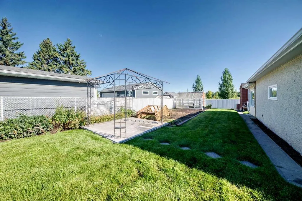 4632 Montana Drive NW
