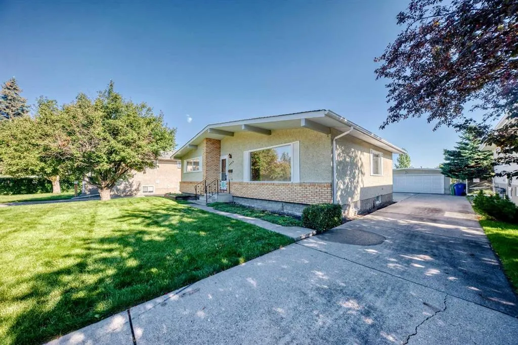 4632 Montana Drive NW